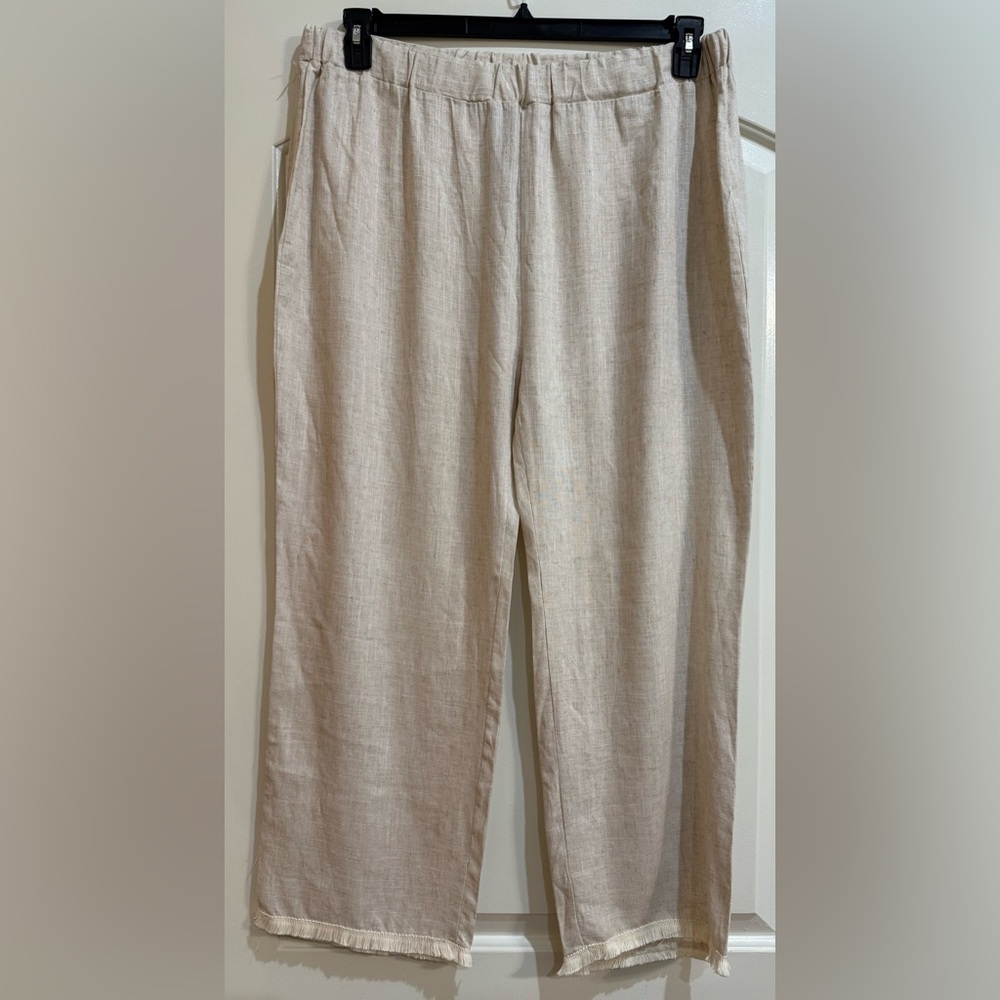 Coco + Carmen Cream Linen Blend Pant With Fringe Hem